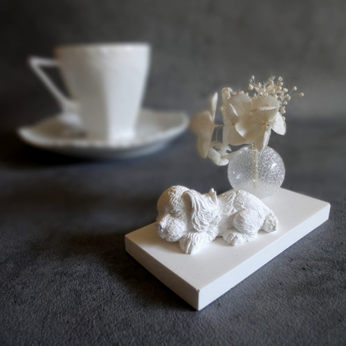 アロマストーンで再現する 犬のいる風景 □ スカーフの犬 ビーグル  