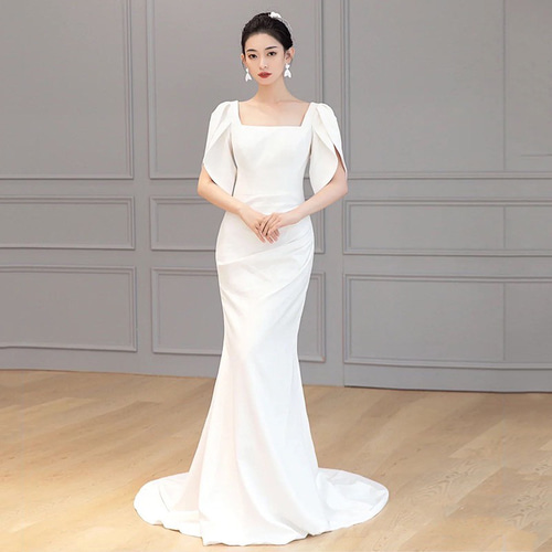 ソフトマーメイド スクエアネック ウエディングドレス ドレス ウララ  