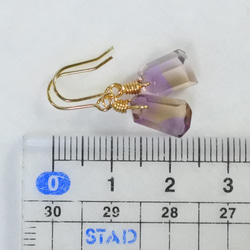 （獨一無二）金鈦耳環，紫黃晶墜飾 第5張的照片