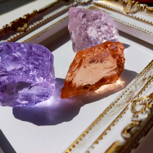 アンダラクリスタル ごろごろ オレンジ ピンク パープル カラー