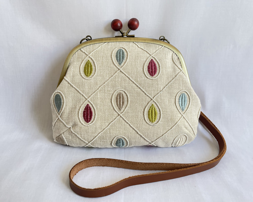 71e15f40ac21ce4478f693ef0ca7c7  