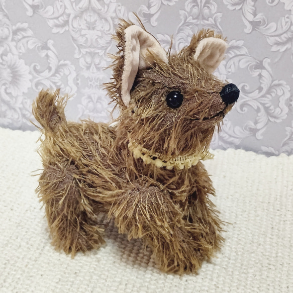 小さいチワワ／犬のぬいぐるみ　　約13cm 1枚目の画像