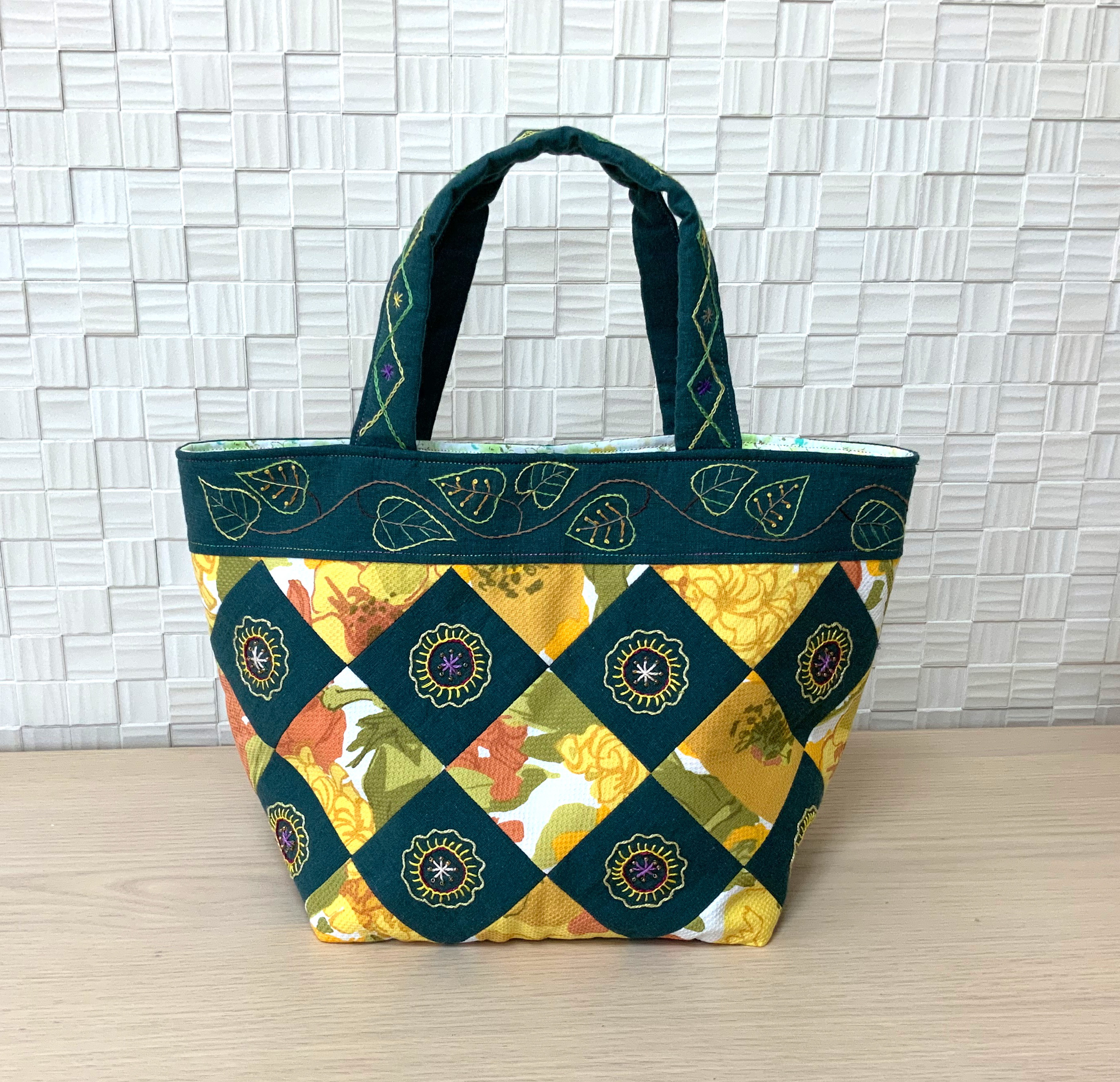 感謝価格 サコッシュ トートバッグ パッチワーク ハンドメイド