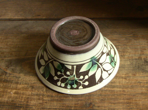 ナナカマド文切立鉢（二彩） 4枚目の画像
