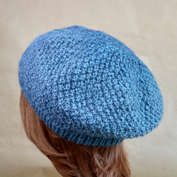 かのこ編みのふんわりベレー帽　アルパカ・メリノ　くすみブルー 2枚目の画像