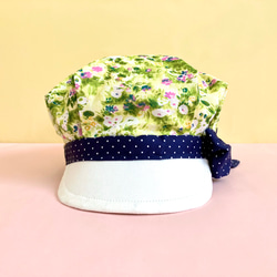 【キッズの帽子】お花畑のキャスケット（リボン：ネイビー　こどもサイズ） 3枚目の画像