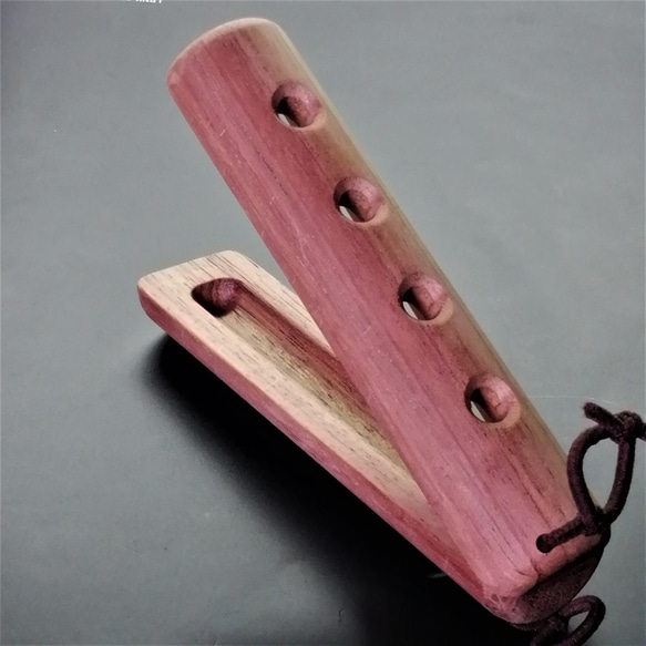 【参考展示】造形作品　発音体 アナーキ　管楽器のたたずまい　その2 1枚目の画像