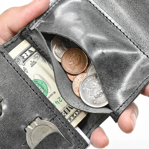 在庫限りの特選SALE】三つ折り ミニ財布 キーケース 本革 レザー