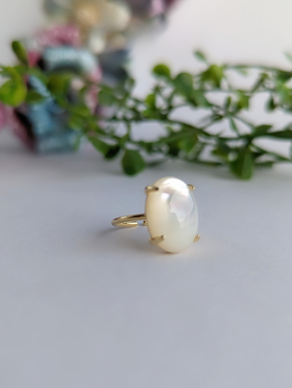 【白蝶貝AAA】神秘の白 天然❀真珠の母貝マザーオブパール刻印入りSV925リング（18Kgp） 5枚目の画像