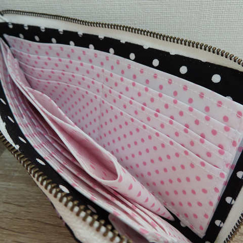あきはるゆきうさぎ☆様  専用ページ  やりくり財布  ハンドメイド 楽天市場】☆必ずもらえる牛革チャーム☆送料無料☆猫ちゃん