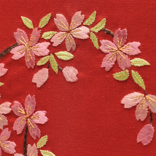 日本刺繍 伝統工芸 額装作品 花刺繍 山桜枝丸 【送料無料】 その他