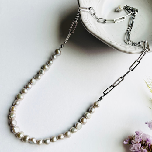 グレー淡水パール＆チェーンネックレス ネックレス・ペンダント mamyuu