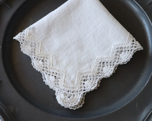 soldフランス 20㎝ アンティークレースハンカチ B602 オフホワイト