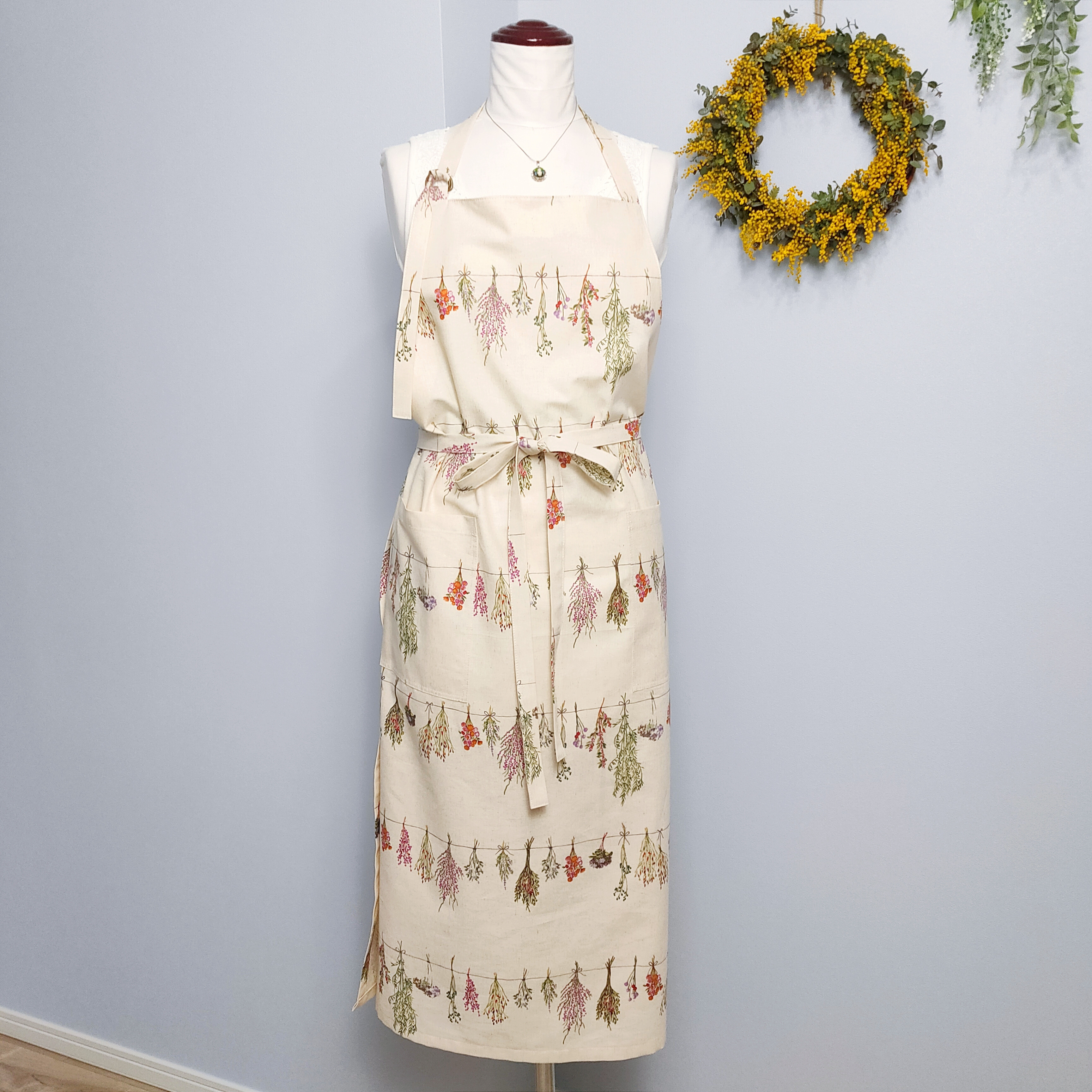 新品セール 洋服の見える、透明エプロン その他 | effectivemais.com.br