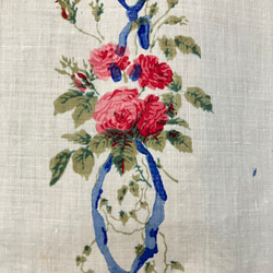 10cm〜白とピンクのバラとブルーのリボンのフランスアンティークファブリック 1920年代 5枚目の画像