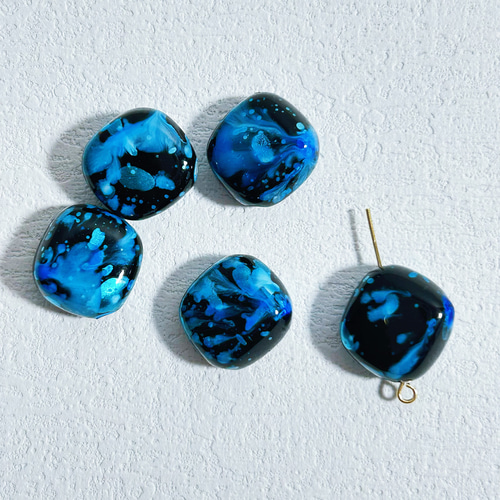 17x16x10mm/10個/縦穴】石コロ型 ビーズ パーツ ハンドメイド 材料 DIY 
