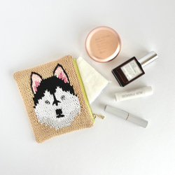 シベリアンハスキー のポーチ 2枚目の画像