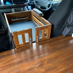 送料込み！ ハイエース 200系 きれいな木目のウインドウパネル 両側 窓