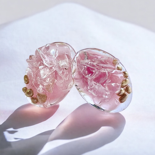 ピアス 水晶 さざれ石 イヤリング ピンク 天然石 クリスマス 可愛い