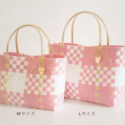 桜ピンクのチェック×ベージュハンドル  M　2WAYプラカゴバッグ　プラカゴ　トートバッグ　かごバッグ　春色　母の日 10枚目の画像