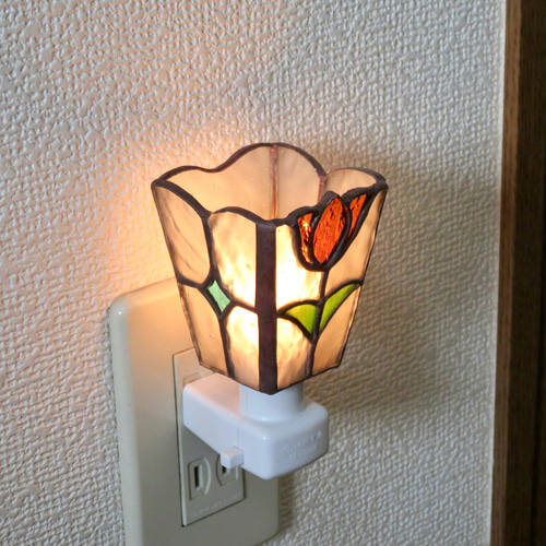 ステンドグラス ＊アンティークなチューリップのおやすみランプ