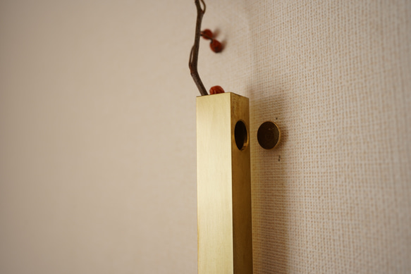 　真鍮製一輪挿し　□15 7枚目の画像