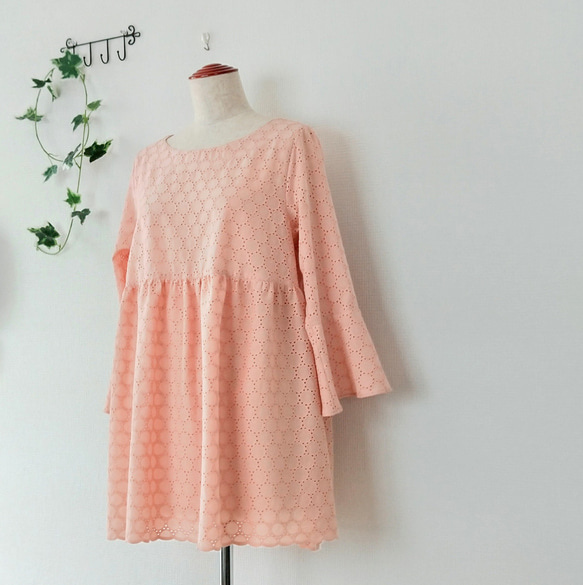 【送料無料】サークルレースのティアードチュニック        Ω 人気・おすすめ｜使いやすい・旅行におすすめ 品質保証 全国発送 日本国内発送・最短翌日お届け