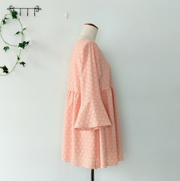 【送料無料】サークルレースのティアードチュニック        Ω 人気・おすすめ｜使いやすい・旅行におすすめ 品質保証 全国発送 日本国内発送・最短翌日お届け