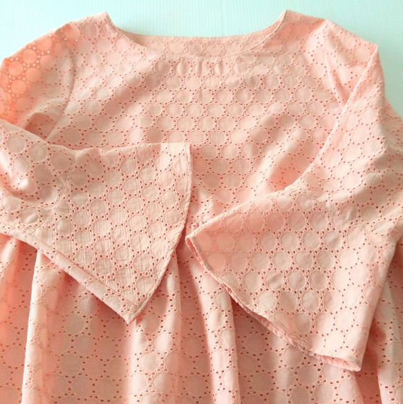 【送料無料】サークルレースのティアードチュニック        Ω 人気・おすすめ｜使いやすい・旅行におすすめ 品質保証 全国発送 日本国内発送・最短翌日お届け