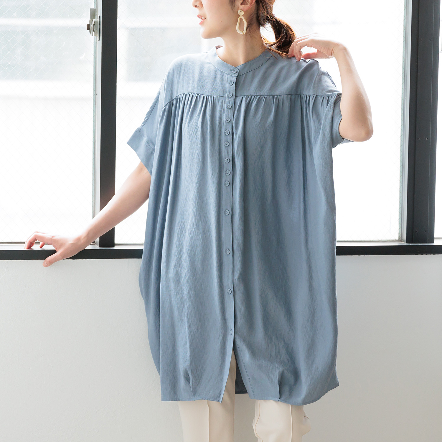 【美品】COCODEAL フリルチュニック　ブラウス　半袖 COCODEAL ココディール フリルチュニック ブラウス 半袖 - メルカリ