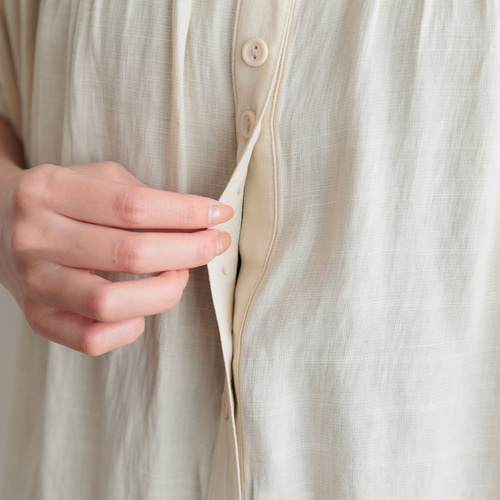 全3色】多釦 同色釦 コクーンチュニック 半袖 ブラウス 23064