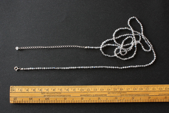 No. 161 キューブカットのラブラドライトのネックレス（100cm） 6枚目の画像