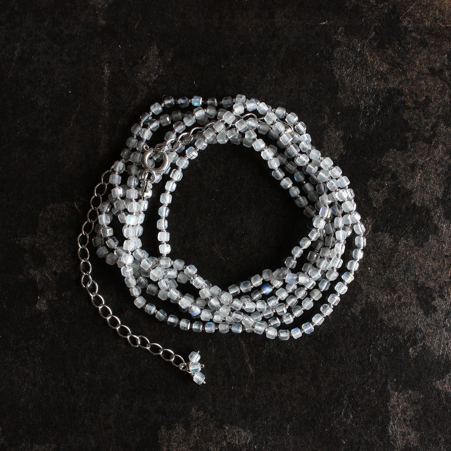 No. 161 100cm・キューブカットのラブラドライトのネックレス