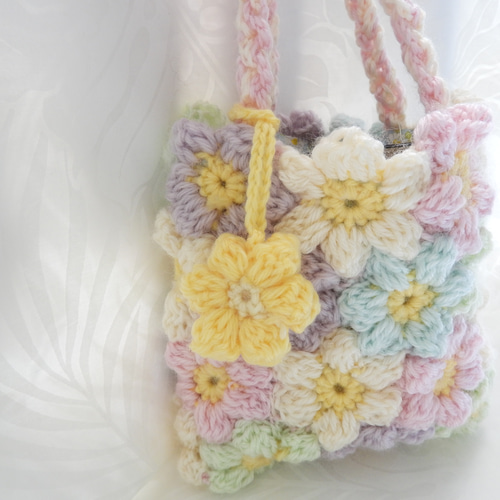 モチーフ編みバッグ　　ぷっくりお花 かぎ針】ぷっくりお花モチーフバッグの編み方🌱Crochet flower