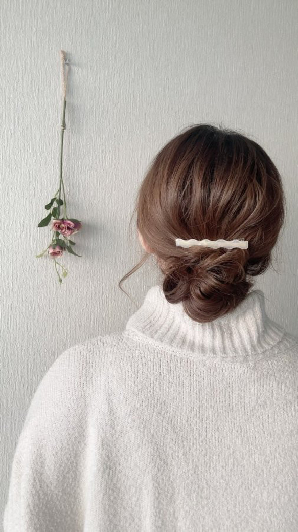 W wave design hair clip(Off-white aurora) 3枚目の画像