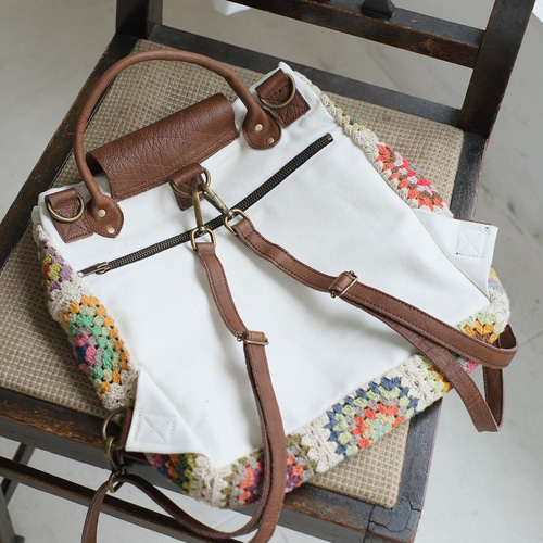 ブラックWデニム♡ハートフラワー刺繍の3wayバッグ♡リュック♡ストーン付き ブラックWデニム♡ハートフラワー刺繍の3wayバッグ♡リュック