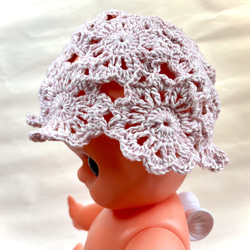 フラワーモチーフのベビー帽子(ピンク) 6枚目の画像