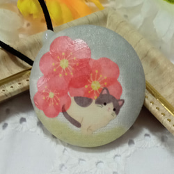 くるみボタン ヘアゴム 猫ちゃんと桜 3枚目の画像