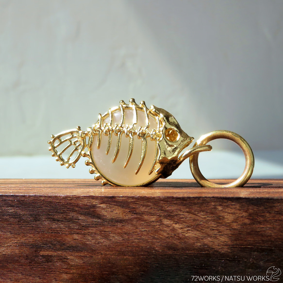 ムーンストーン フィッシュ チャーム / Moonstone Fish charms 2枚目の画像