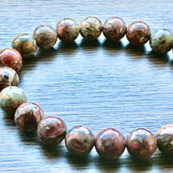 ♡巳年♡蛇紋石♡17ミリUP ふわふわ雪雲マスカットサーペンティン　ブレスレット ♡巳年♡蛇紋石♡17ミリUP ふわふわマスカットサーペンティン