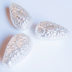 【18x11x8.5mm /10個】縦穴　しずく型　ドロップ　ビーズ パーツ　ハンドメイド　材料　DIY 2枚目の画像