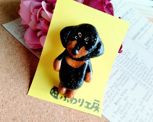 アンティーク　ダックスフンド　真鍮ブローチ アンティーク　ダックスフンド　真鍮ブローチ