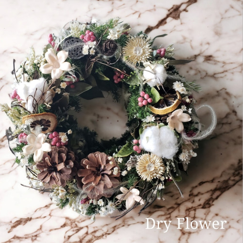 商品名【巴】ゆきこ♥ダリアとデイジーの花束風スワッグリース✳フラワーリース 商品名【巴】ゆきこ様専用♥ダリアとデイジーの花束風スワッグ