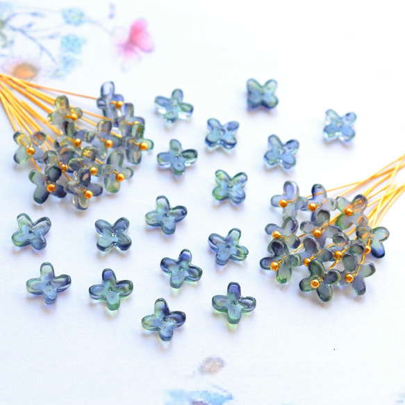 オリジナル新作★7mmミニお花　アジサイ　ガラスビーズ  パープル×ネイビーグラデーション 20枚目の画像