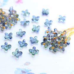 オリジナル新作★7mmミニお花　アジサイ　ガラスビーズ  パープル×ネイビーグラデーション 7枚目の画像