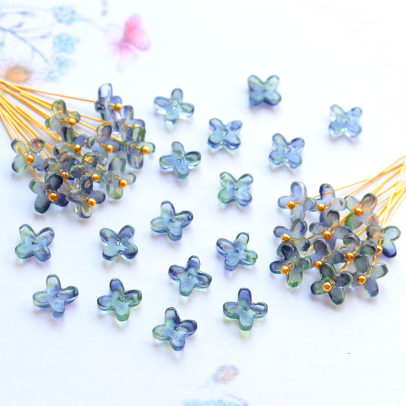 オリジナル新作★7mmミニお花　アジサイ　ガラスビーズ  パープル×ネイビーグラデーション 19枚目の画像