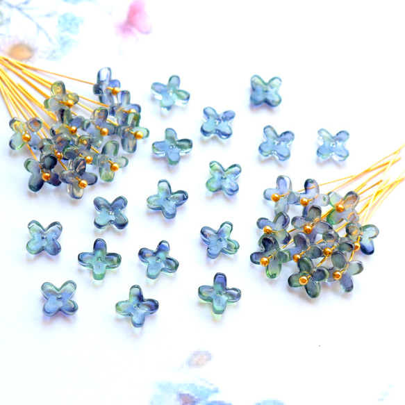 オリジナル新作★7mmミニお花　アジサイ　ガラスビーズ  パープル×ネイビーグラデーション 6枚目の画像