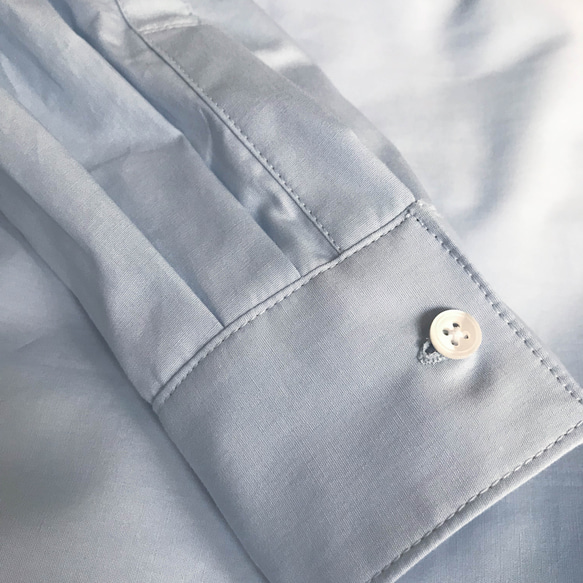 コエリブラウスPart2 ＜衿を立てて着るオーバーサイズ白シャツ＞ ～薄水色～ 6枚目の画像
