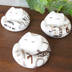 【sale】猫の箸置き　ポーセラーツ　磁器　5個セット　 3枚目の画像