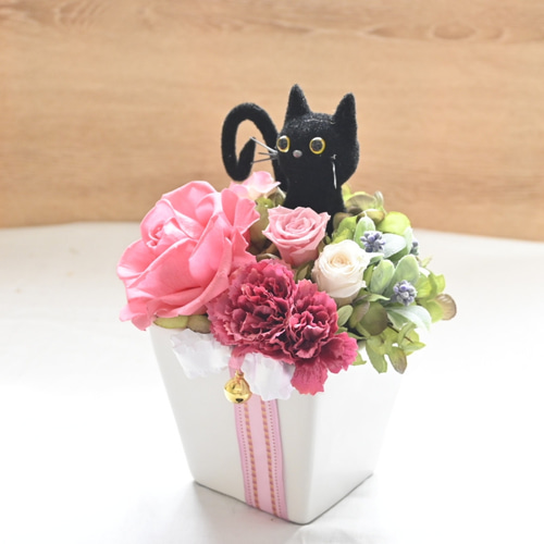 ちびねこページ ピンク薔薇フラワーアレンジ ちびねこページ ピンク